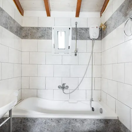 Diamerisma 2ari B * Nydri (Lefkada)